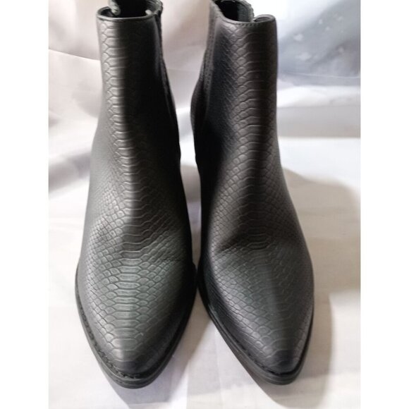 A.N.A. Black Delco Ankle Boots Size 10 Block Heel Memory Foam - Picture 3 of 5